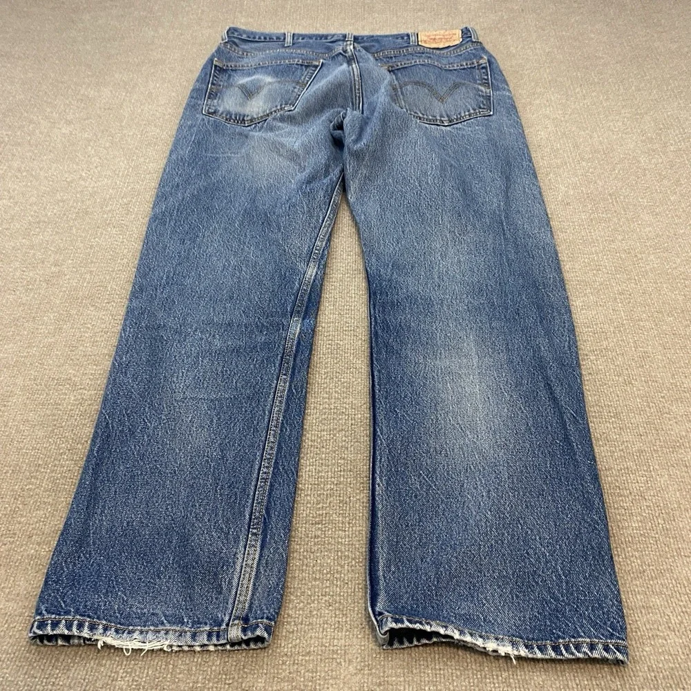 Levis Jeans Mens 38x32 Faded Blue 505 Straight Leg VTG Y2K 2004 Distressed Denim